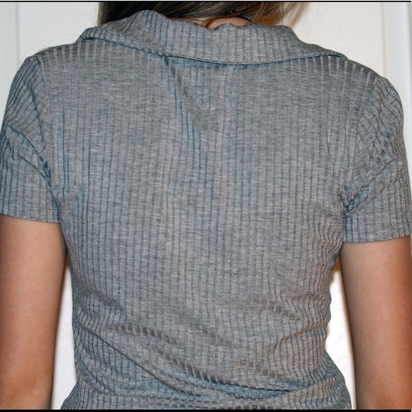 Grey Button Crop Top - Picture 3 of 5